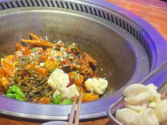 -山河屯铁锅炖(哈西站店)