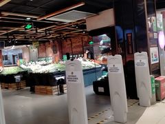 -中百仓储超市有限公司(越秀星汇维港店)