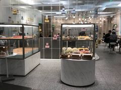 面包甜点陈列柜-奈雪的茶(市百一店)