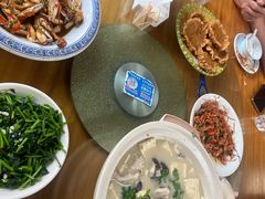 -芦茨金富饭庄·25年老字号·专做稻草鸡