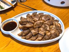 秘制肘子-姥姥家春饼店(惠新东街店)