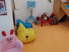 -龙格亲子游泳•水育早教运动中心