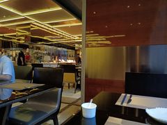 -大中华希尔顿酒店-念自助餐·嗨啤·小龙虾