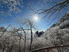 -黄山光明顶山庄