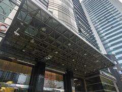 -Apple Store苹果手机电脑售后维修中心(浦东店)