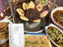 -霄汉牛三鲜湖北砂锅菜(万松园2店)