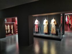 -Mu慕婚纱摄影·超级工作室