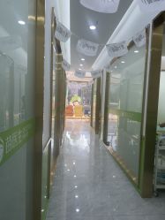 -苗医生专业祛痘·皮肤管理