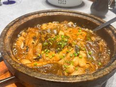 石锅沸腾豆腐-明湖楼·经典鲁菜山东海鲜(大明湖店)
