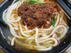 -丽虹云南过桥米线(兴工街店)
