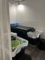 点击看大图 -舒欣头疗·俏丝谧语 白发脱发专业护理