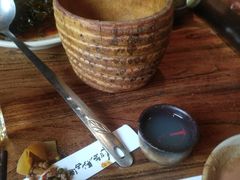 -老牌坊云南鱼豆花火锅(爱建店)