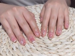 -悦指间美甲美睫