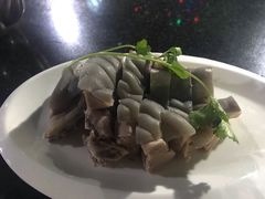 白切乳羊-三得正宗乌烈乳羊(环城东二路店)