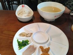 -建新园过桥米线(老街店)