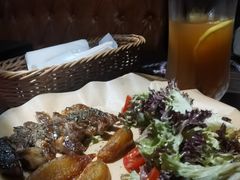 -The Cheebat 锌吧·Bistro(体育西店)