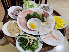 -桥香园云南过桥米线(金马碧鸡店)