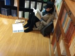 -新华书店(沙坪坝书城店)