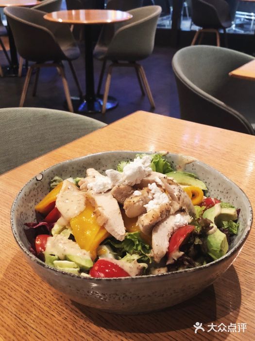 Wagas沃歌斯(正大乐城店)芒果牛油果鸡肉色图片