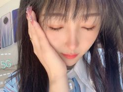 -纤纤玉手美甲美睫美容