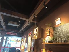 -巴卤社老火锅(财富店)