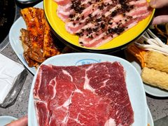 -金滏山·烤肉海鲜火锅自助(襄阳万达店)