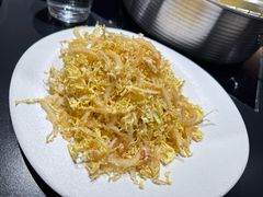 -鲜入唯煮·港式海鲜牛肉火锅(金宝街店)