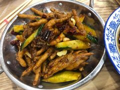 -江城燕子大排档(江汉路步行街店)