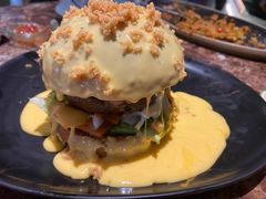 瀑布芝士牛肉汉堡-Let'sBURGERplus·非常创意汉堡(三里屯店)