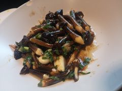 -半山腰·云南菜(侨福芳草地店)