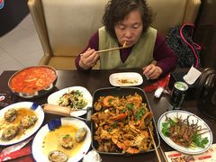 -日进一片海.生腌海鲜火锅.宵夜烧烤(三里屯总店)