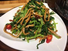 -东来菜馆•手抓海鲜家常菜•海鲜锅贴(鸽子窝店)