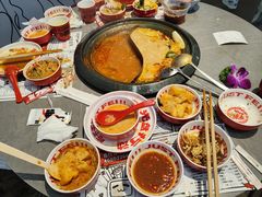 -生活如沸·顺德水牛奶火锅(大学路店)