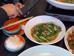 -川流不息·地道川菜·小龙虾(松东路店)