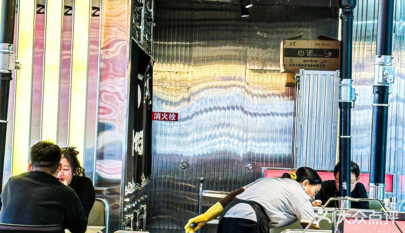 吃烧肉就得挑随便吃的，咱们听劝