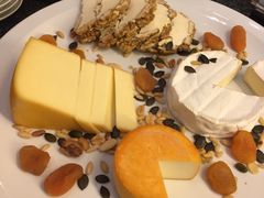 -因特拉肯贝乌里瓦奇大酒店