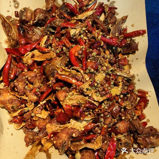 麻辣小子·泼辣牛蛙(泼辣牛蛙·小龙虾)