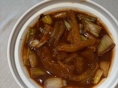 圆葱大烤蹄筋-狮王府淮扬菜(夫子庙老门东店)