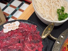 -廖掌柜·重庆鲜货火锅(上海首店)