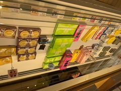 -好利来(新华百货店)