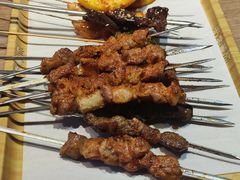 -街角等你.大连海鲜烧烤.经典铁板海鲜串(西安路店)