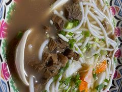 -鑫花溪牛肉米粉(人民广场店)