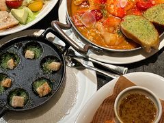 -查特花园美食广场(西单大悦城店)
