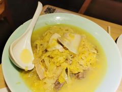 大骨头炖酸菜-关东小磨东北菜(上海长风大悦城店)