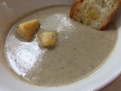 蘑菇奶油汤-香草意餐厅(杏石口路店)