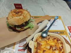 -必胜客(上海新南方商城PH店)