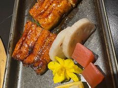 -山川小町·极番烧肉(新地假日广场店)