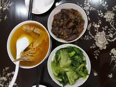 -爱的果实月嫂育婴师(世纪东方店)