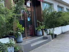 门面-莲餐厅·湖北菜·藕汤是头牌(愚园路店)