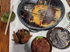 -正南齊北重庆老火锅(光华村直营店)